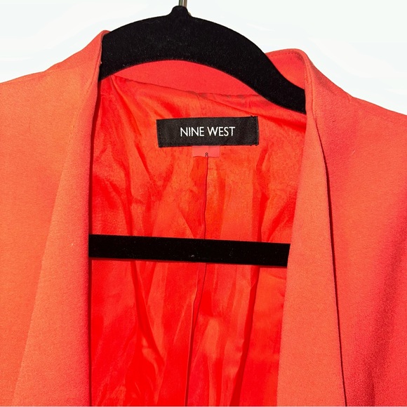 Blazer - Picture 2 of 2